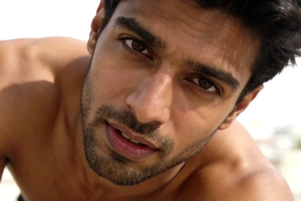beautiful naked man on indian gay chat